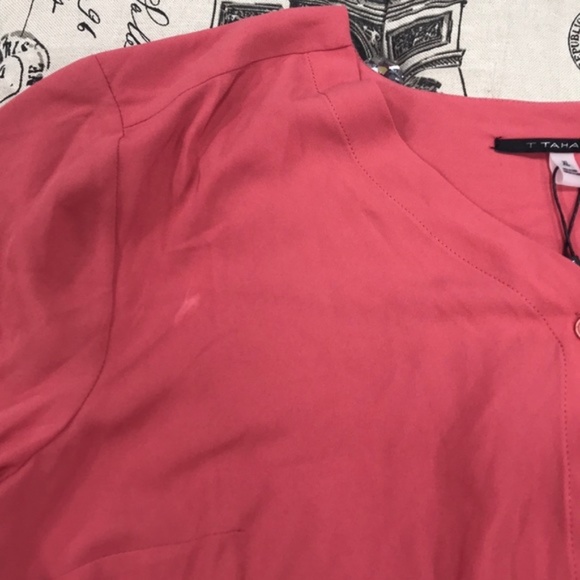 T Tahari Feminine Button Front Long Sleeve Blouse - Picture 7 of 7